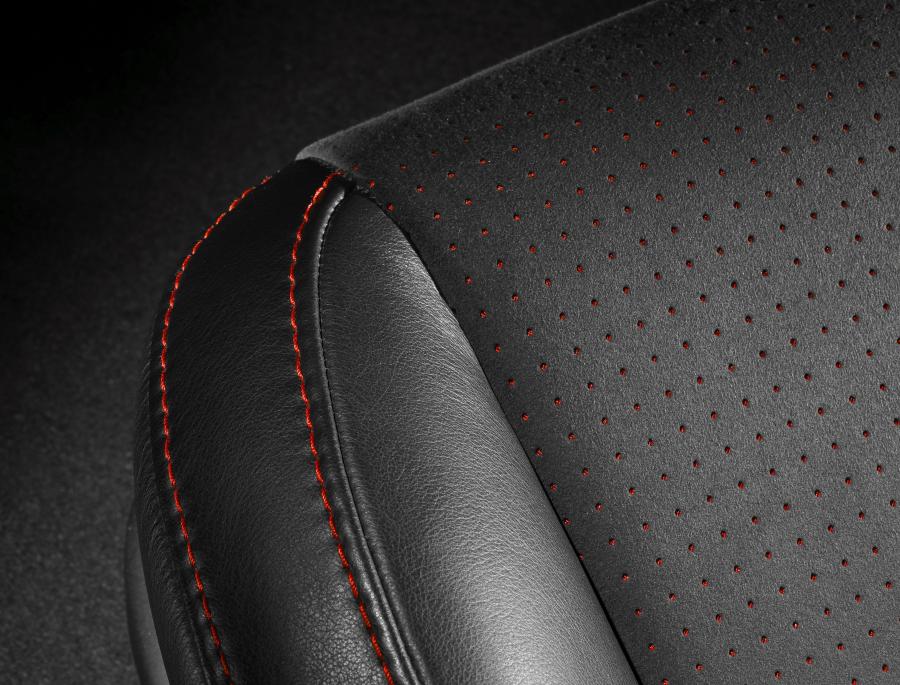 Детали интерьера Scion tC by Five Axis 2010 года  (фото 2 из 5)